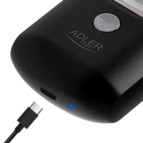 Cestovný holiaci strojček Adler - USB s 2 hlavami